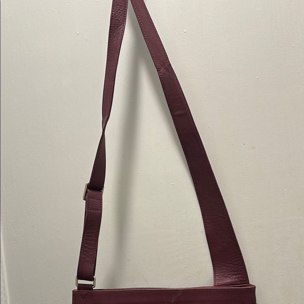 RADLEY LONDON Brown Messenger Bag with Classic Design - Picture 6 of 7